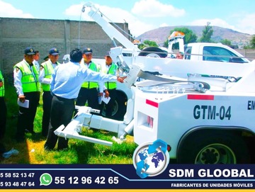 En Sdm Global Mexico Fabricacion conversion equipamiento y venta de Ambulancias de traslado en Mexico, somos fabricantes directos en Mexico. Sdm Global Mexico empresa 100% especializada en la venta fabricación conversión equipamiento de diferentes tipos de ambulancias de traslado y vehículos de emergencia, ofreciendo soluciones personalizadas para diversas necesidades en el mercado nacional.Dedicados a la fabricación de ambulancias y patrullas, ofreciendo servicios relacionados con la seguridad y emergencias, venta de unidades médicas móviles y ambulancias, además de carrocerías industriales,Somos un fabricante mexicano con más de 15 años de experiencia, especializado en la fabricación y comercialización de ambulancias y vehículos de rescate, con un enfoque en la alta calidad y el cumplimiento de normativas mexicanas.Diseñamos y equipamos ambulancias con la tecnología y los materiales necesarios para asegurar funcionalidad y seguridad, cumpliendo con las normativas mexicanas.En Sdm Global Mexico nos dedicamos a la Fabricacion conversion equipamiento y venta de Unidades Moviles Medicas Especiales en Mexico somos fabricantes directos en Mexico.