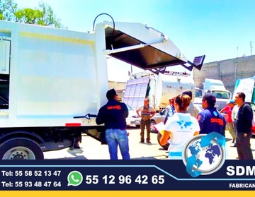 En Sdm Global Mexico Fabricacion conversion equipamiento y venta de Ambulancias de traslado en Mexico, somos fabricantes directos en Mexico. Sdm Global Mexico empresa 100% especializada en la venta fabricación conversión equipamiento de diferentes tipos de ambulancias de traslado y vehículos de emergencia, ofreciendo soluciones personalizadas para diversas necesidades en el mercado nacional.Dedicados a la fabricación de ambulancias y patrullas, ofreciendo servicios relacionados con la seguridad y emergencias, venta de unidades médicas móviles y ambulancias, además de carrocerías industriales,Somos un fabricante mexicano con más de 15 años de experiencia, especializado en la fabricación y comercialización de ambulancias y vehículos de rescate, con un enfoque en la alta calidad y el cumplimiento de normativas mexicanas.Diseñamos y equipamos ambulancias con la tecnología y los materiales necesarios para asegurar funcionalidad y seguridad, cumpliendo con las normativas mexicanas.En Sdm Global Mexico nos dedicamos a la Fabricacion conversion equipamiento y venta de Unidades Moviles Medicas Especiales en Mexico somos fabricantes directos en Mexico.